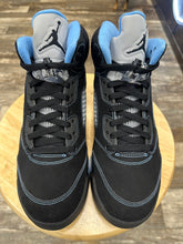 Load image into Gallery viewer, Jordan 5 Black University Blue (10)
