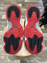 Load image into Gallery viewer, Jordan 11 Bred (10.5)

