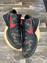 Load image into Gallery viewer, Nike Kobe 6 Italian Camo (12.5)
