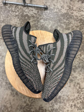 Load image into Gallery viewer, SOTD Yeezy 350 Carbon Beluga (11)
