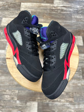 Load image into Gallery viewer, Jordan 5 Top 3 (5.5Y/7W)
