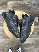 Load image into Gallery viewer, Yeezy 350 MX Dark Salt (5.5Y/7W)
