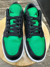 Load image into Gallery viewer, Jordan 1 Low Lucky Green (8.5)
