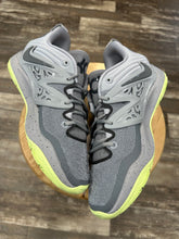 Load image into Gallery viewer, Nike KD 15 Wolf Grey (11)
