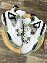 Load image into Gallery viewer, Jordan 4 Seafoam (6Y/7.5W)

