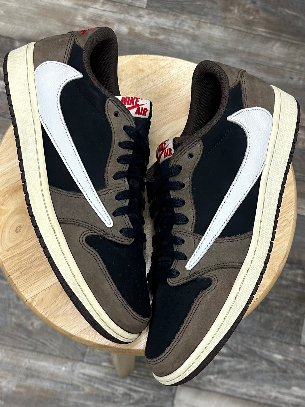 Jordan 1 Low Travis Scott Mocha (11)
