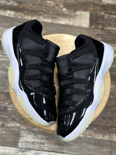 Load image into Gallery viewer, Jordan 11 Low 72-10 (10.5)
