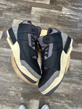 Load image into Gallery viewer, Jordan 3 A Ma Maniére (10M/11.5W)
