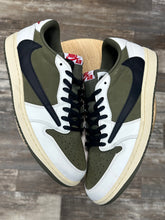Load image into Gallery viewer, Jordan 1 Low Travis Scott Medium Olive (14)
