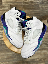 Load image into Gallery viewer, Jordan 5 Grape (8.5)
