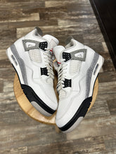Load image into Gallery viewer, Jordan 4 White Cement (9.5)
