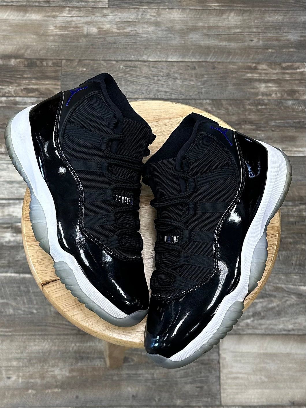 Jordan 11 SpaceJam (8.5)