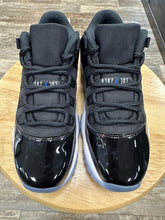 Load image into Gallery viewer, Jordan 11 SpaceJam (6Y/7.5W)
