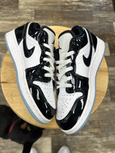 Load image into Gallery viewer, Jordan 1 Low Concord (5.5Y/7W)
