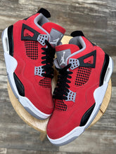 Load image into Gallery viewer, Jordan 4 Toro Bravo (9)

