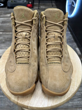Load image into Gallery viewer, Jordan 13 Wheat (9.5)
