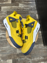 Load image into Gallery viewer, Jordan 4 Lightning (10)
