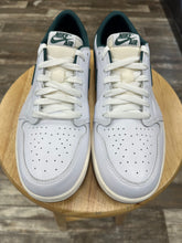 Load image into Gallery viewer, Jordan 1 Low Oxidized Green (9.5M/11W)
