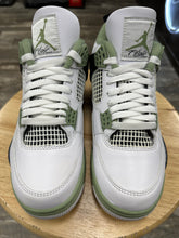 Load image into Gallery viewer, Jordan 4 Seafoam (6Y/7.5W)
