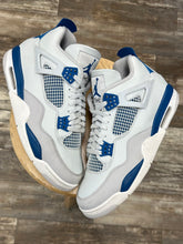Load image into Gallery viewer, Jordan 4 Military Blue (11.5)
