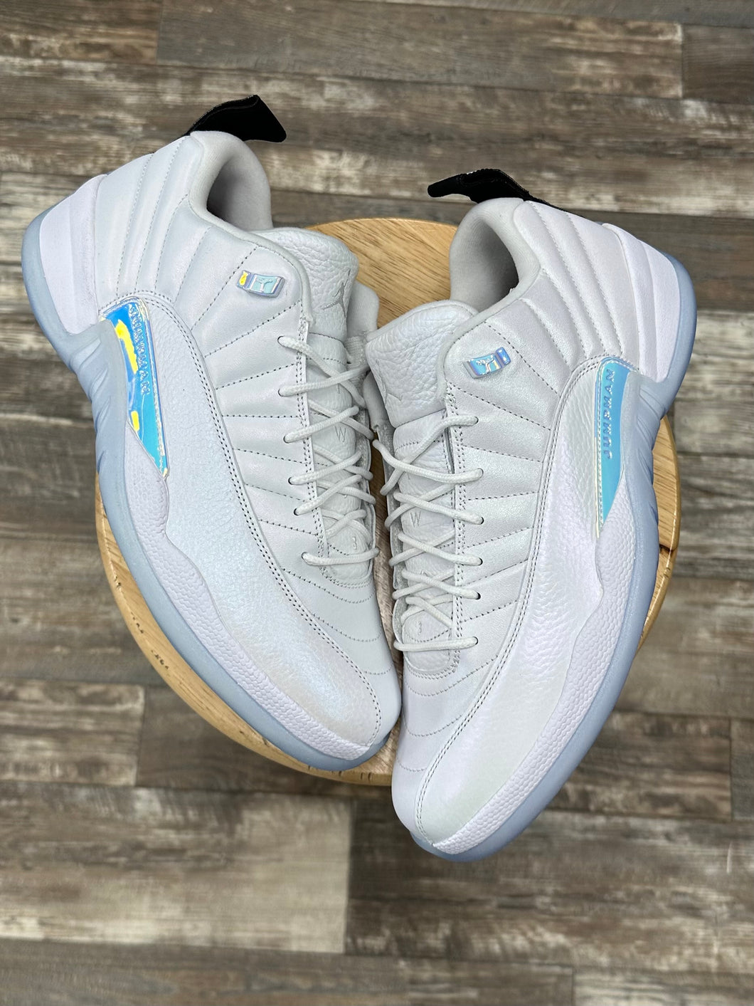 (DS) Jordan 12 Low Easter (13)