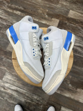 Load image into Gallery viewer, Jordan 3 Lucky Shorts (9.5)
