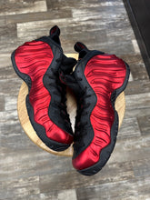 Load image into Gallery viewer, Nike Foamposite Pro University Red (11)
