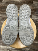Load image into Gallery viewer, Nike Dunk Low Grey Fog (9.5)
