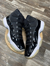 Load image into Gallery viewer, Jordan 11 Jubilee (11)
