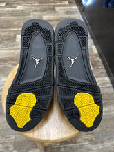 Load image into Gallery viewer, Jordan 4 Thunder (9)
