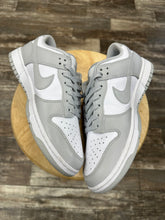 Load image into Gallery viewer, Nike Dunk Low Grey Fog (9.5)

