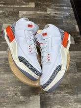 Load image into Gallery viewer, Jordan 3 Georgia Peach (10)
