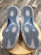 Load image into Gallery viewer, Jordan 11 Low Cement(10)
