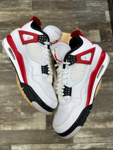 Load image into Gallery viewer, Jordan 4 Red Cement (9.5)
