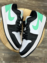 Load image into Gallery viewer, Jordan 1 Low Green Glow (10)
