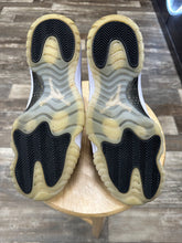 Load image into Gallery viewer, Jordan 11 DMP (12)
