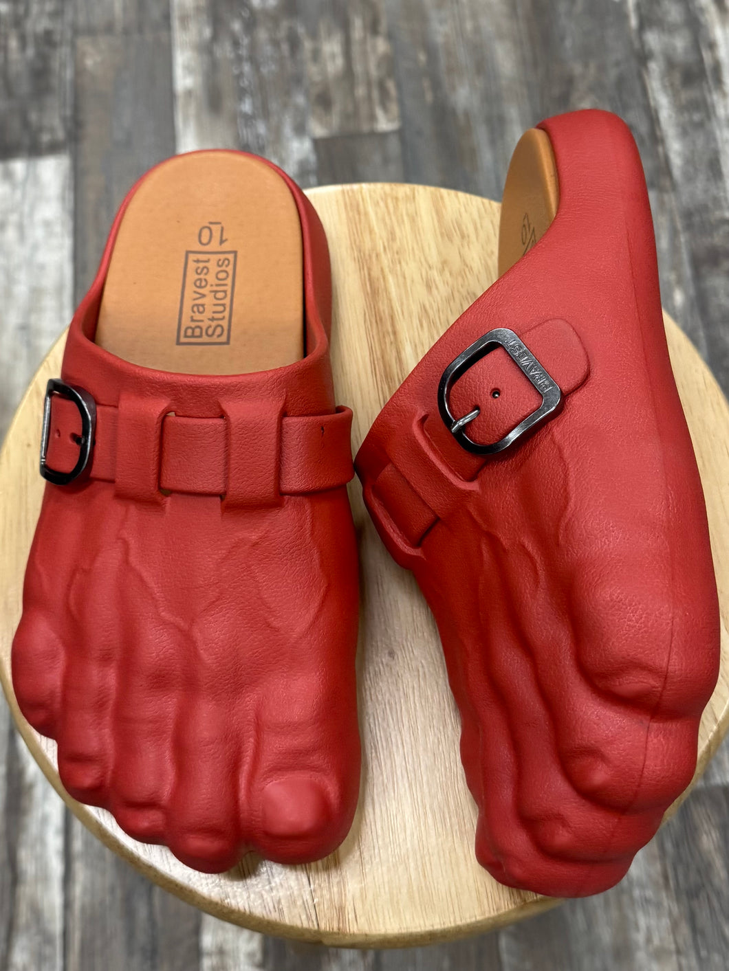 (DS) Bravest Studios Red Foot Clogs(9)