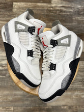 Load image into Gallery viewer, Jordan 4 White Cement (9.5)
