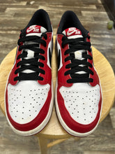 Load image into Gallery viewer, Jordan 1 Low Chicago (2016) (11)
