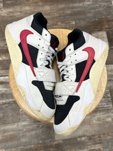 Load image into Gallery viewer, Jumpman Jack University Red (11.5)
