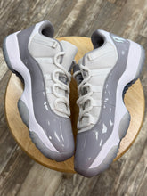 Load image into Gallery viewer, Jordan 11 Low Cement(10)
