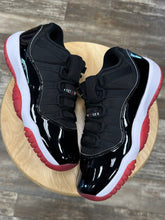 Load image into Gallery viewer, Jordan 11 Low Bred (7Y/8.5W)
