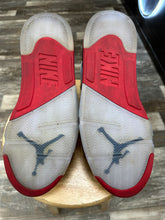Load image into Gallery viewer, Jordan 5 Fire Red Black Tongue (13)
