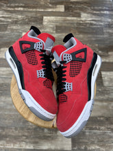 Load image into Gallery viewer, Jordan 4 Toro (9.5)

