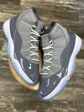 Load image into Gallery viewer, Jordan 11 Cool Grey (11.5)
