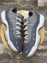 Load image into Gallery viewer, Jordan 11 Cool Grey (9.5)
