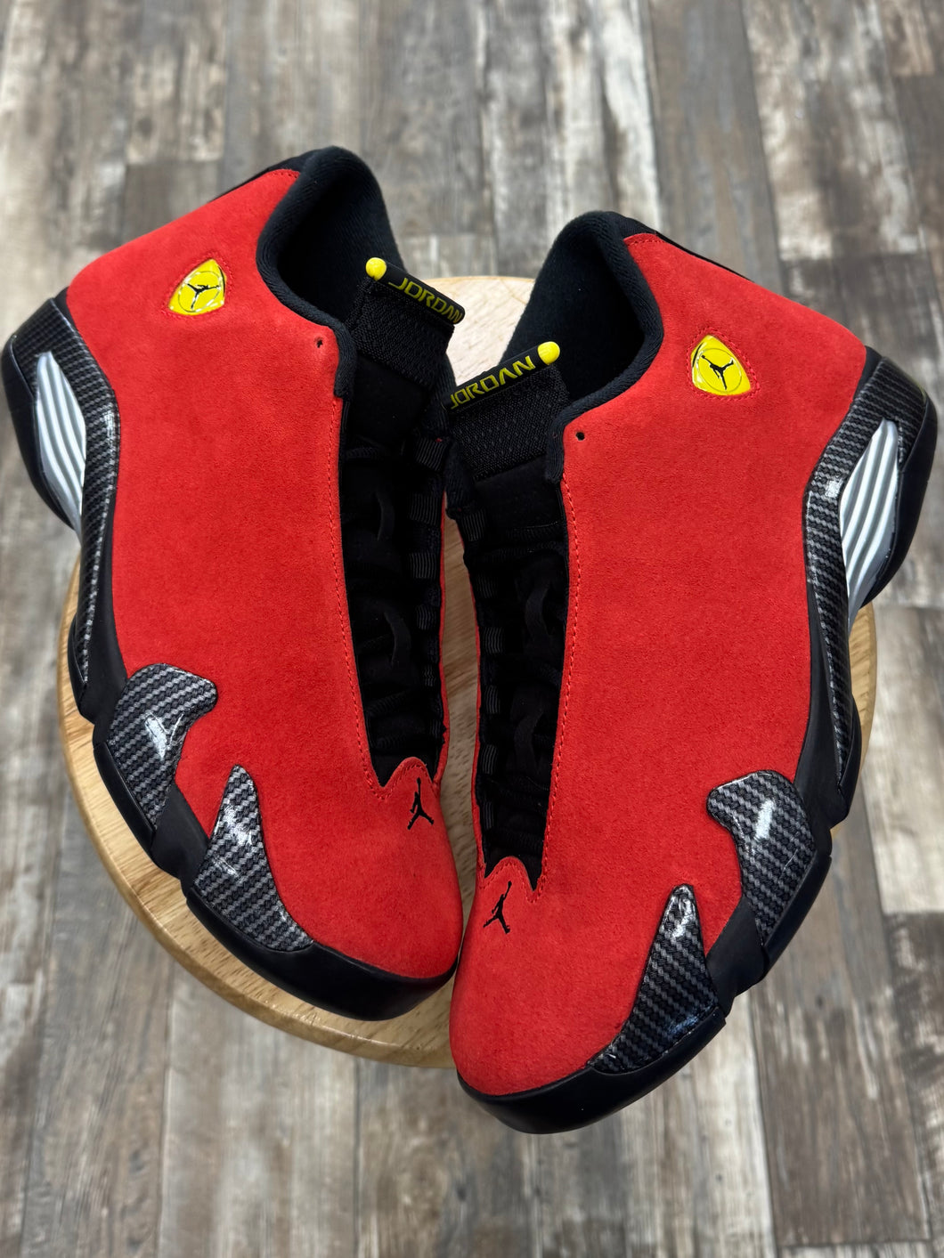 (DS) Jordan 14 Ferrari (10)