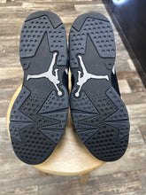 Load image into Gallery viewer, Jordan 6 Cap &amp; Gown (11.5)

