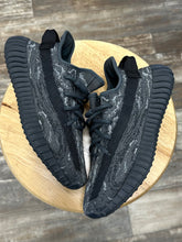 Load image into Gallery viewer, Yeezy 350 MX Dark Salt (5.5Y/7W)
