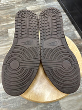 Load image into Gallery viewer, Jordan 1 Low Travis Scott Mocha (11)
